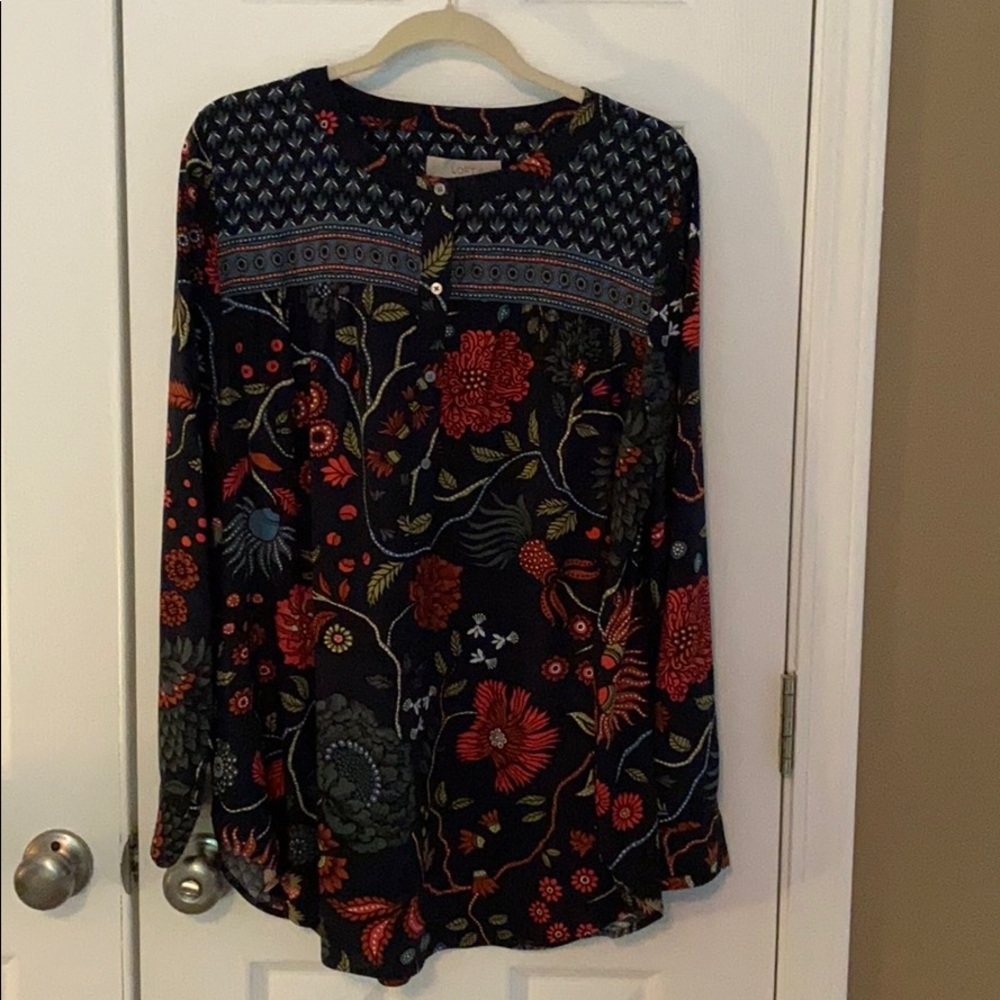 LOFT navy floral tunic. Large